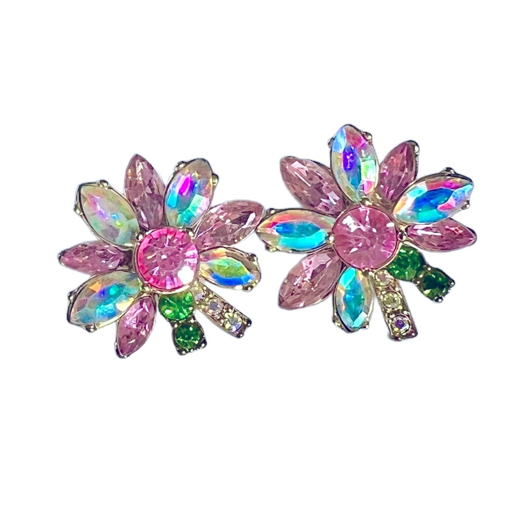 BETSY JOHNSON multicolored crystal irredecent flower earrings goldtone s…